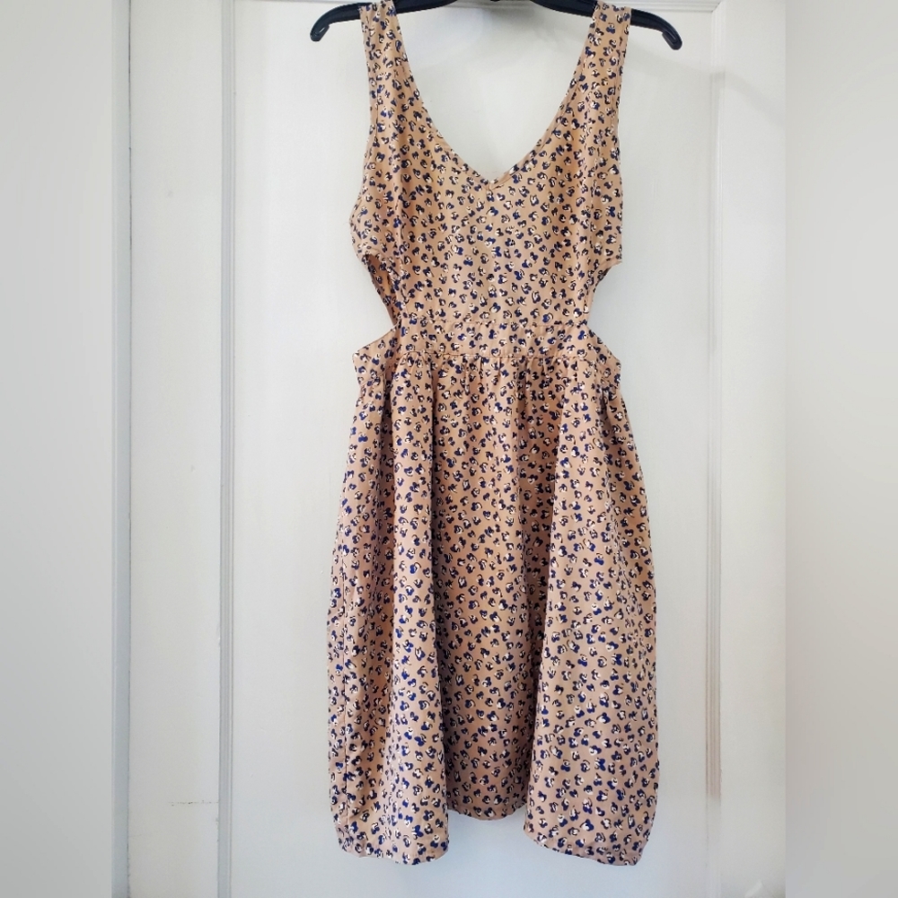 Ya Los Angeles - Floral Cut Out Dress (Small)